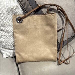 Elegant Tan Crossbody Bag